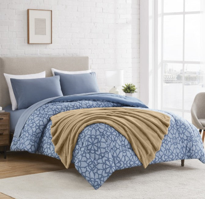 PERFECTLY COZY - CELESTIAL BLUE WITH TAN THROW